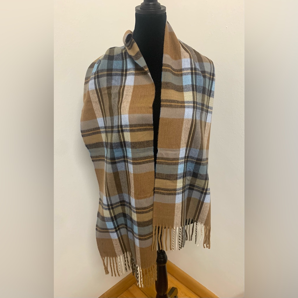 Geoffrey Beene Scarf Geoffrey Beene Scarf